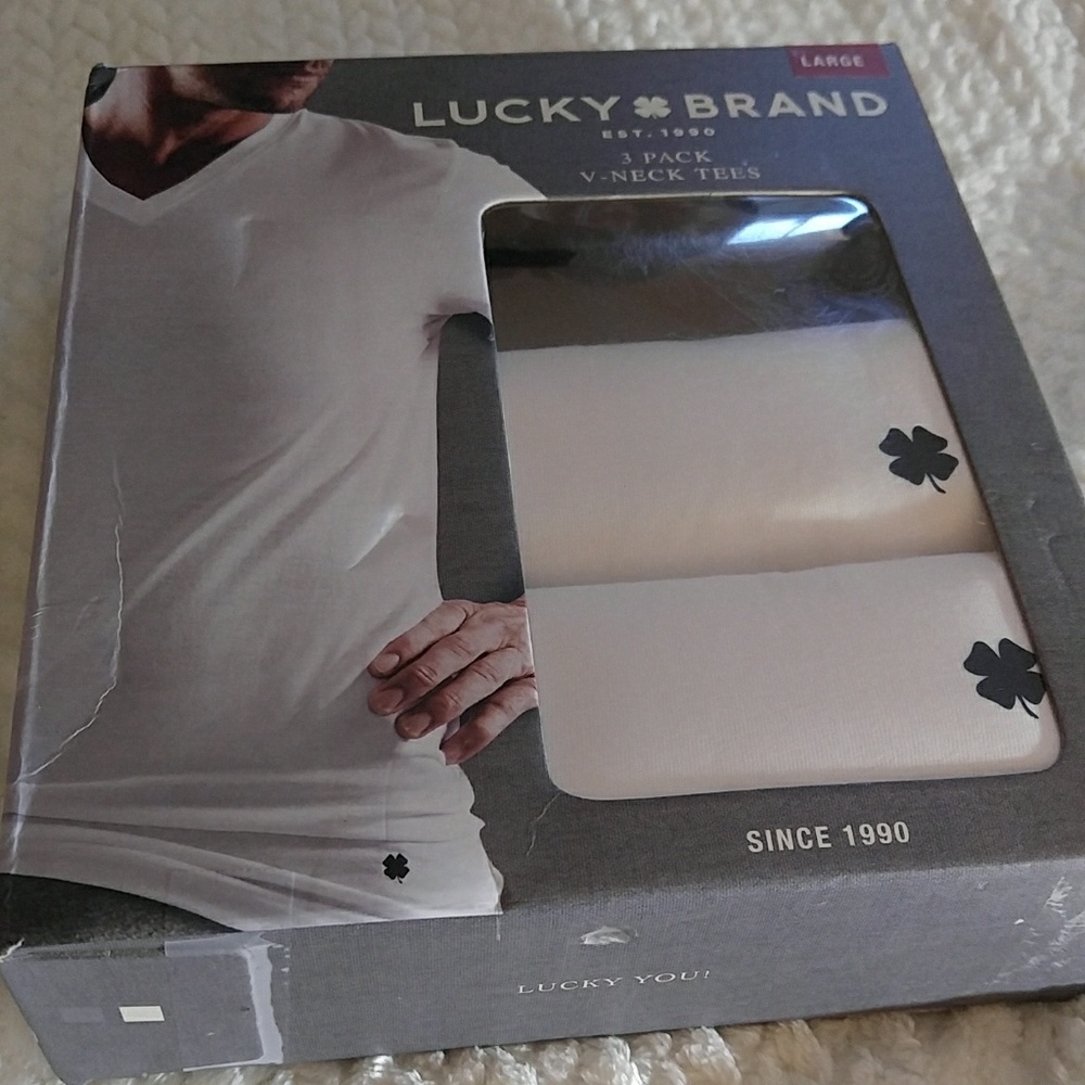 LUCKY BRAND 3 PACK V. NECK T-SHIRTS SIZE LARGE